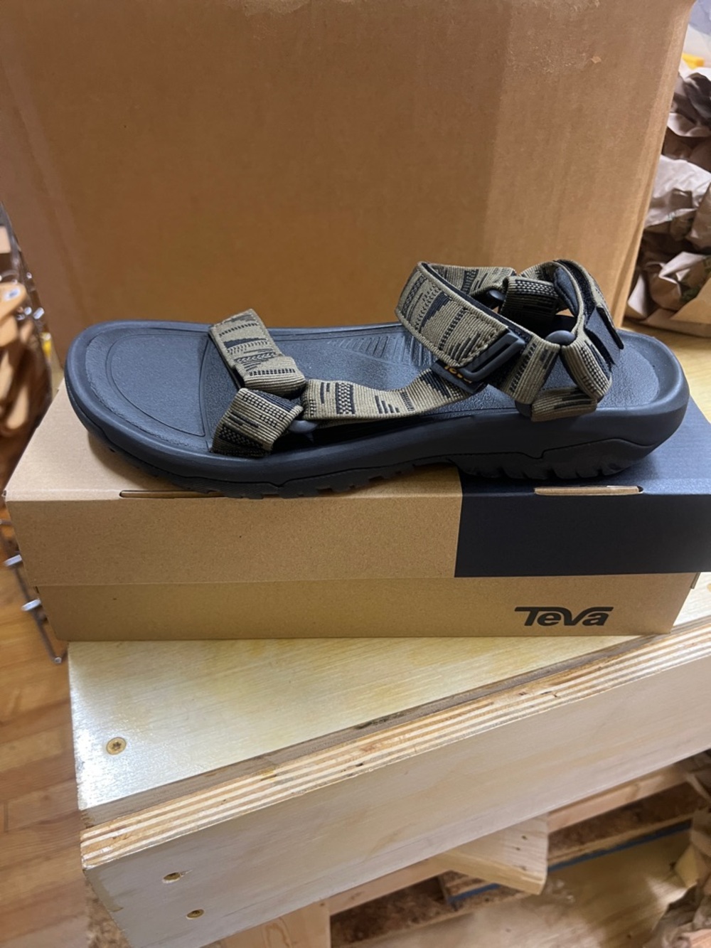 Teva Men's Outdoor Strap Sandal in Olive and Black